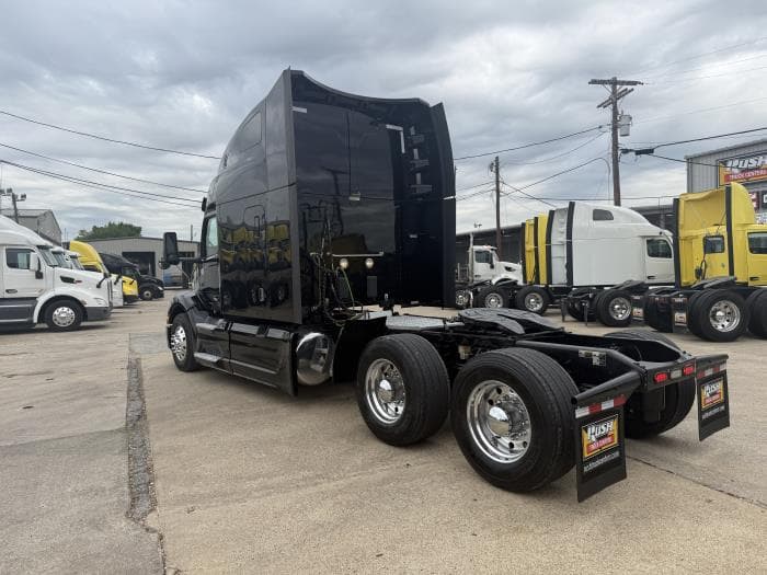 2022 Peterbilt 579 — photo 37