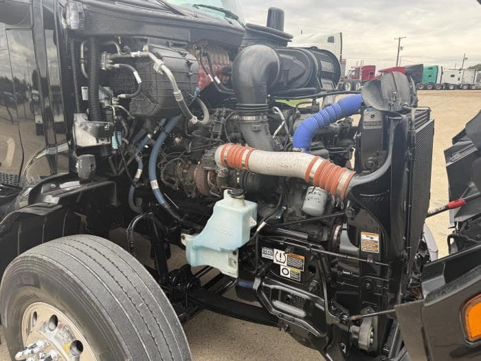 2022 Peterbilt 579 — photo 44