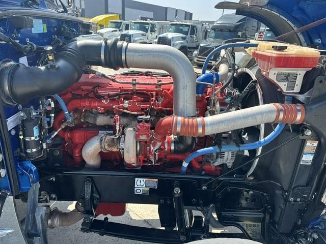 2022 Peterbilt 389 — photo 3