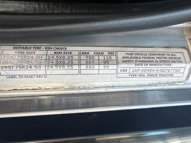 2022 Peterbilt 389 — photo 10