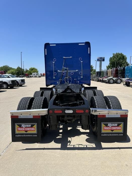 2024 Peterbilt 389 — photo 5