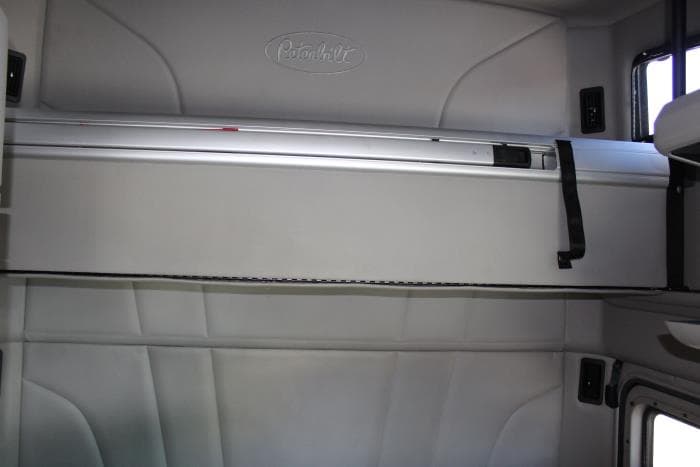 2022 Peterbilt 579 — photo 16