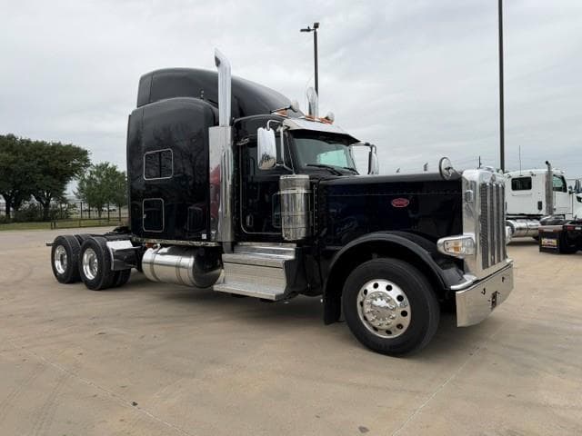 2022 Peterbilt 389 — photo 10