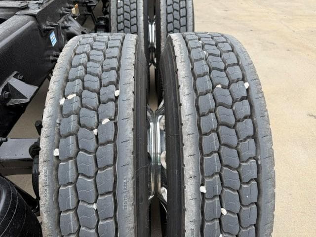 2022 Peterbilt 389 — photo 19