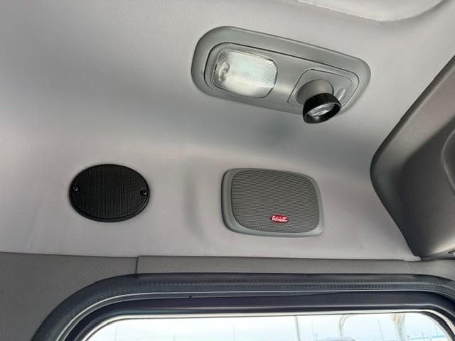 2022 Peterbilt 389 — photo 38