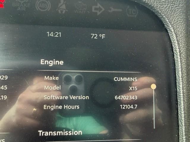 2022 Peterbilt 389 — photo 42