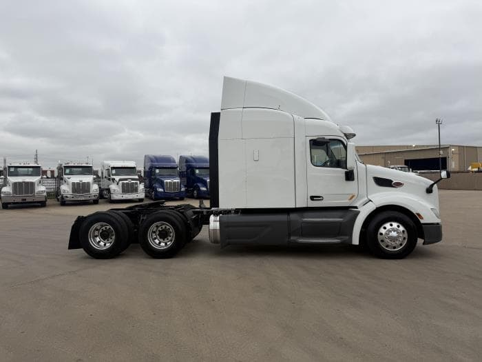 2020 Peterbilt 579 — photo 7