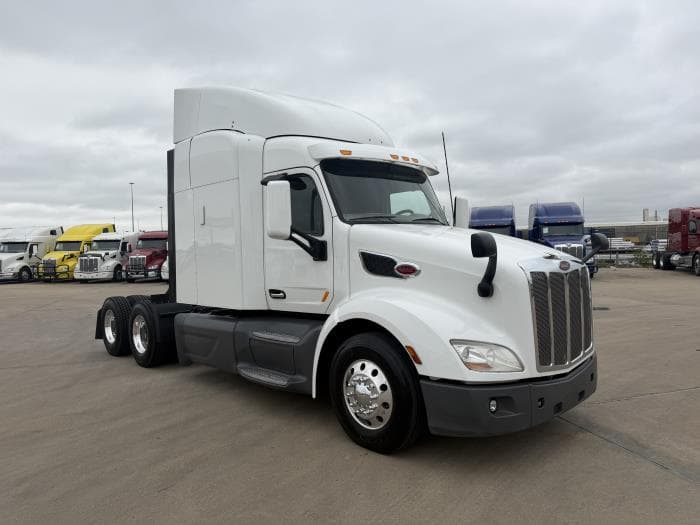 2020 Peterbilt 579 — photo 8