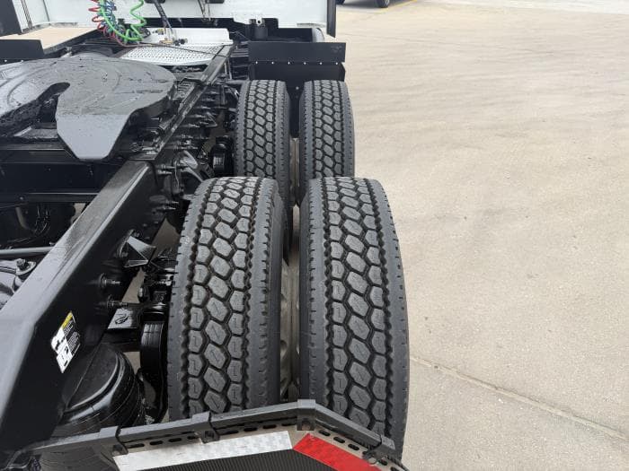2020 Peterbilt 579 — photo 12