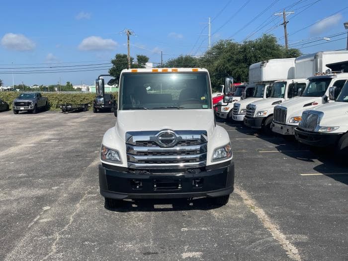 2025 Hino L6 in Dallas, TX — photo 3
