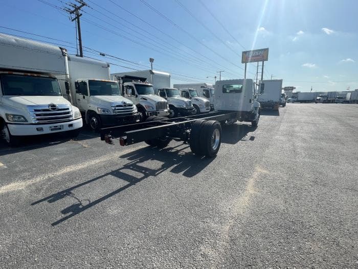 2025 Hino L6 in Dallas, TX — photo 8