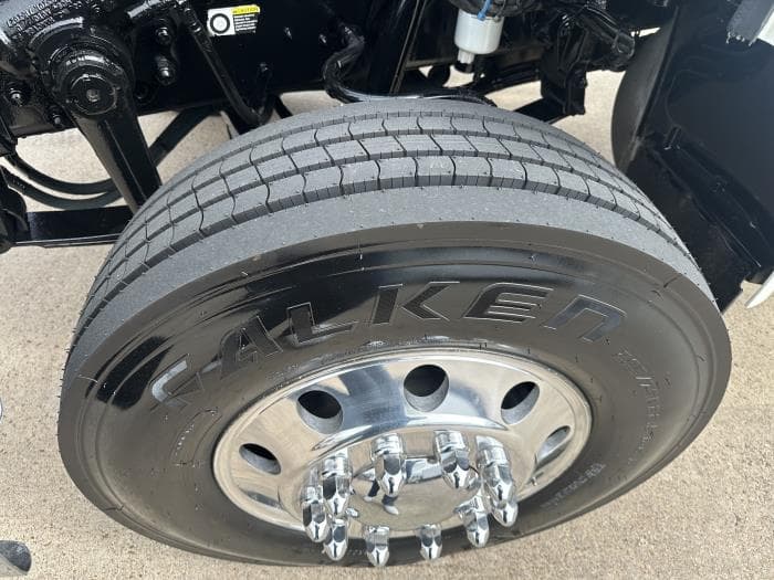 2020 Peterbilt 337 — photo 21