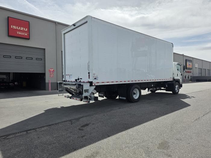 2026 Isuzu FTR — photo 7