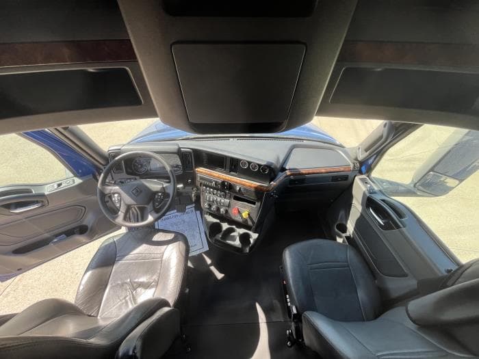 2022 International LT — photo 19