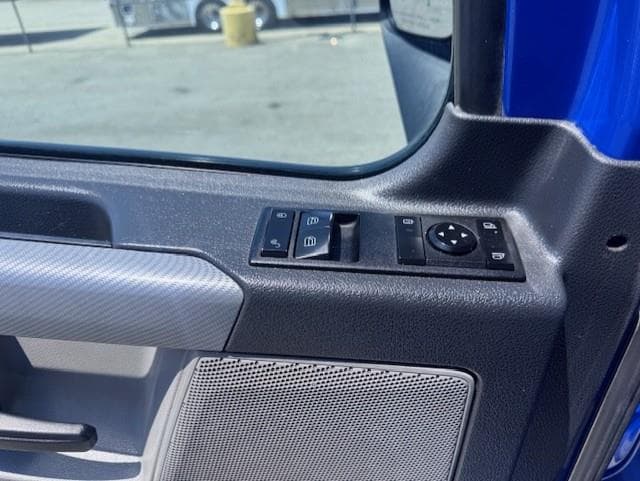2019 Freightliner Cascadia — photo 10