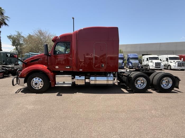 2022 Peterbilt 579 — photo 3