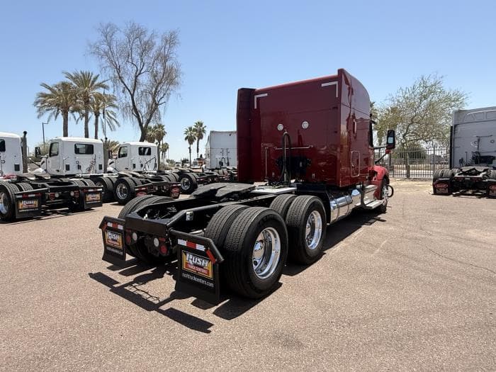 2022 Peterbilt 579 — photo 6