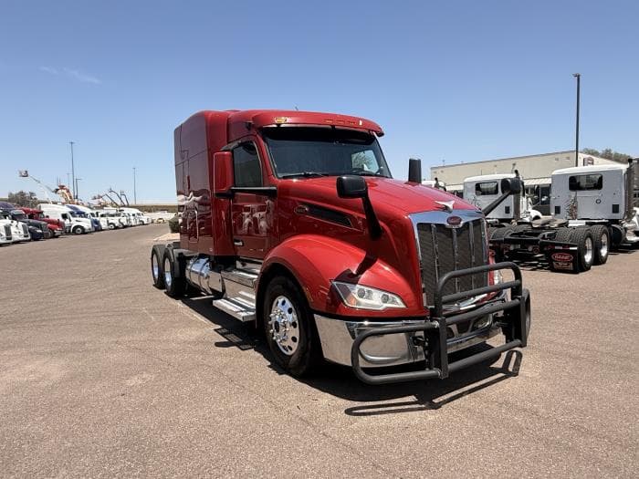 2022 Peterbilt 579 — photo 8