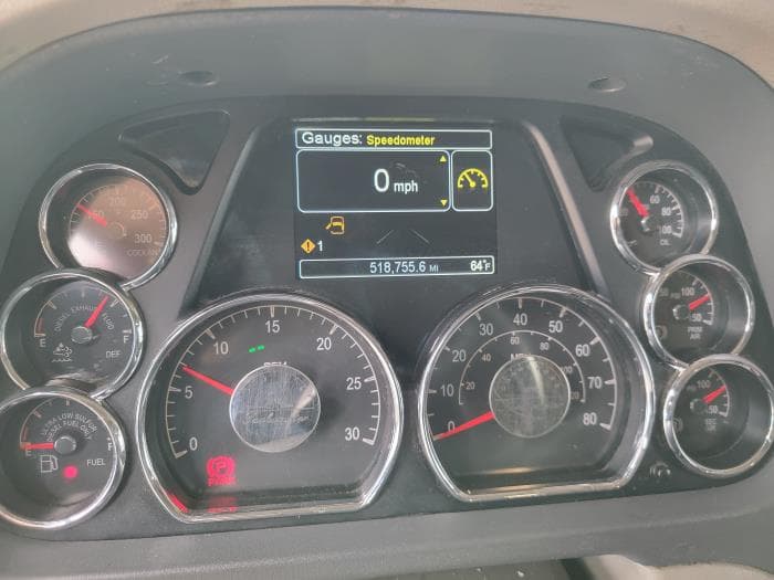 2019 Peterbilt 579 — photo 15