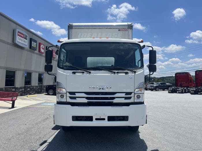 2023 Isuzu FTR — photo 3