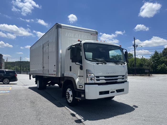 2023 Isuzu FTR — photo 4