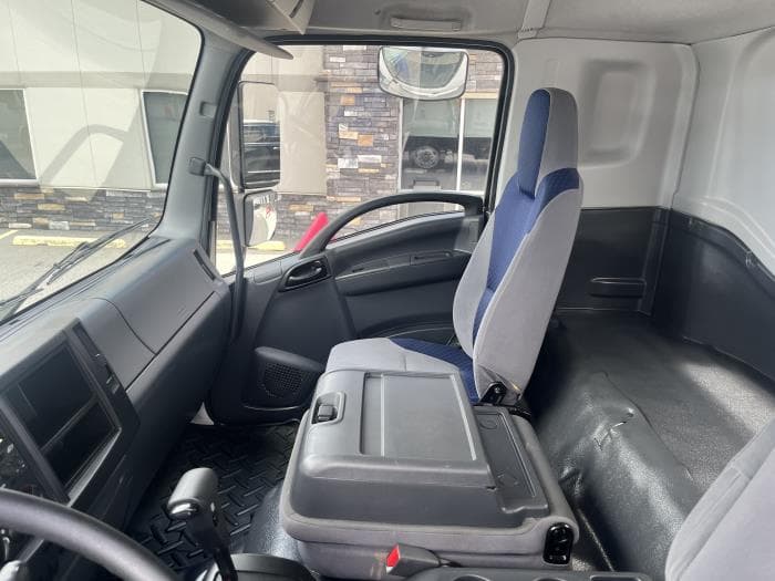 2023 Isuzu FTR — photo 20