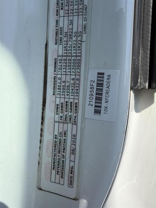 2021 Peterbilt 567 — photo 31