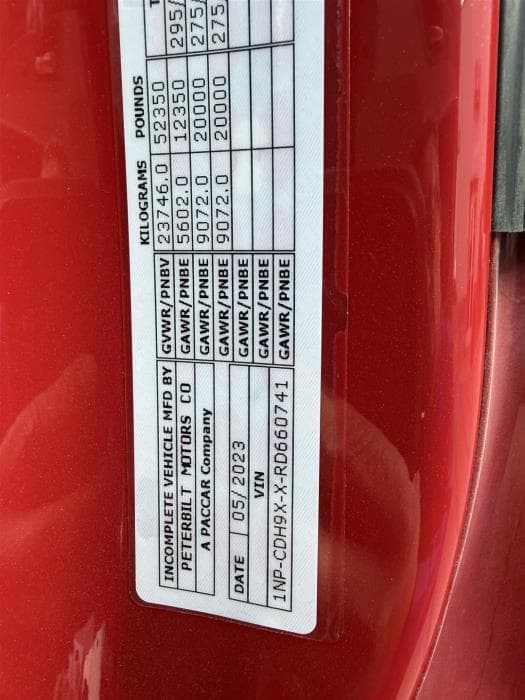 2024 Peterbilt 567 in Los Angeles, CA — photo 31