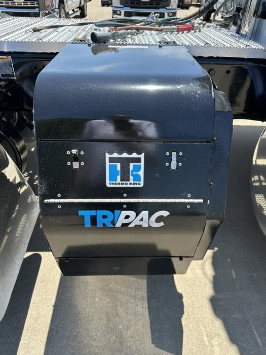 2025 Peterbilt 589 — photo 12