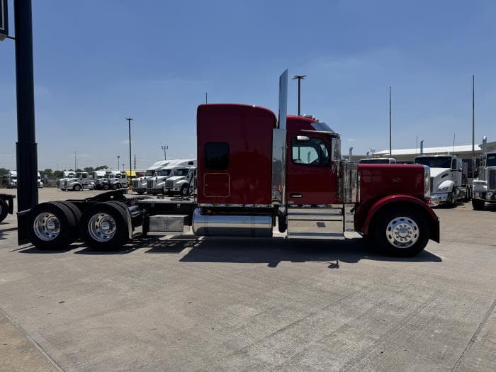 2027 Peterbilt 589 in Houston, TX — photo 9