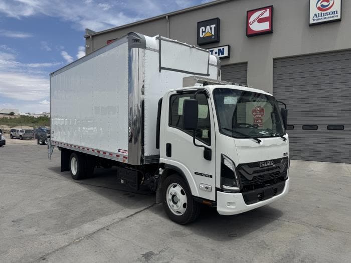 2027 Isuzu NRR — photo 4