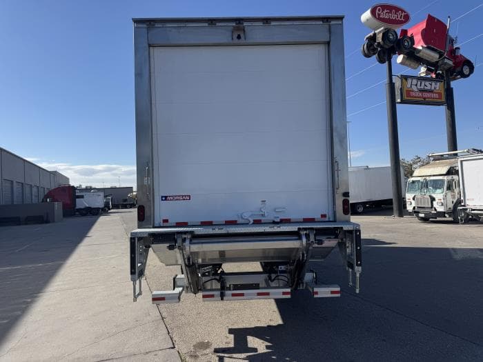 2026 Isuzu FTR — photo 7