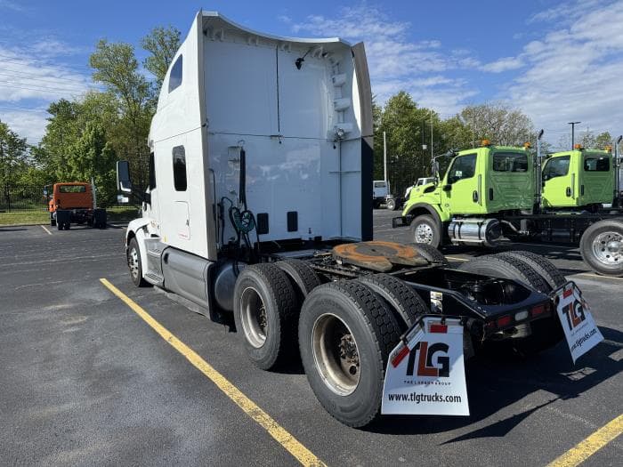 2021 Peterbilt 579 — photo 4