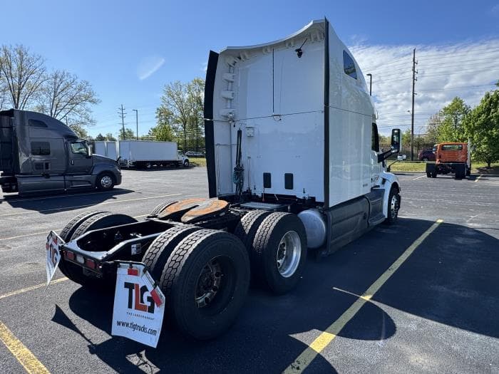 2021 Peterbilt 579 — photo 6