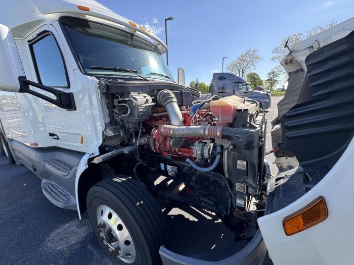 2021 Peterbilt 579 — photo 23
