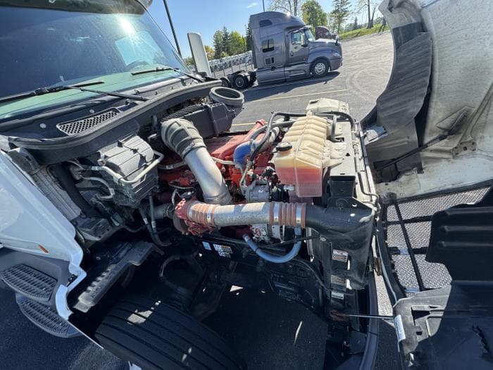 2021 Peterbilt 579 — photo 24