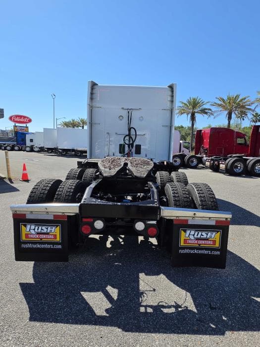 2022 Peterbilt 579 — photo 13