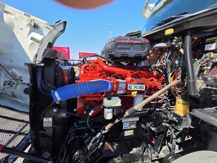 2022 Peterbilt 579 — photo 17