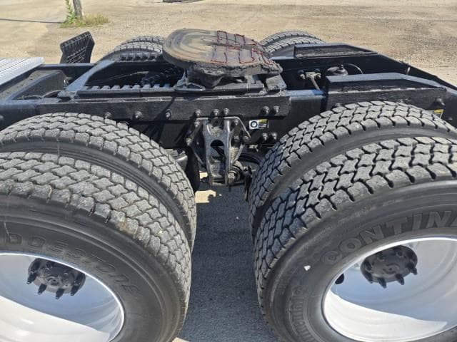 2018 Peterbilt 579 — photo 16