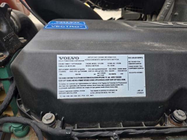 2016 Volvo VNL 300 — photo 20