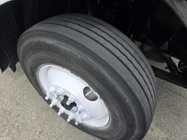 2016 Volvo VNL 300 — photo 17