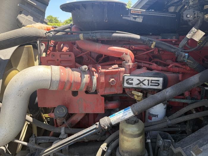 2023 International LT — photo 12