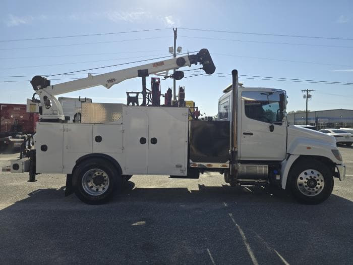 2018 Hino 268 — photo 7