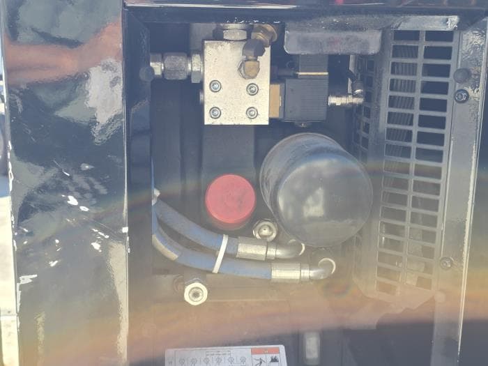 2018 Hino 268 — photo 42