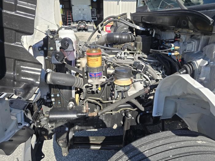 2018 Hino 268 — photo 15