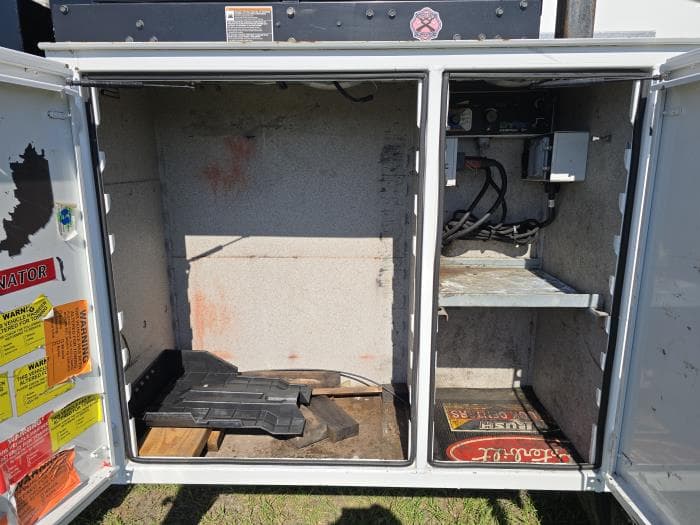 2018 Hino 268 — photo 30
