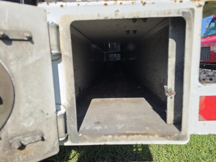 2018 Hino 268 — photo 33