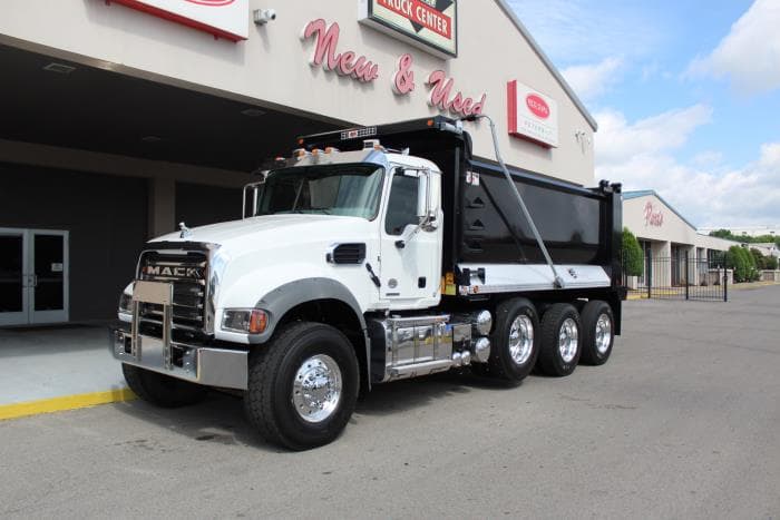 2025 Mack — photo 2
