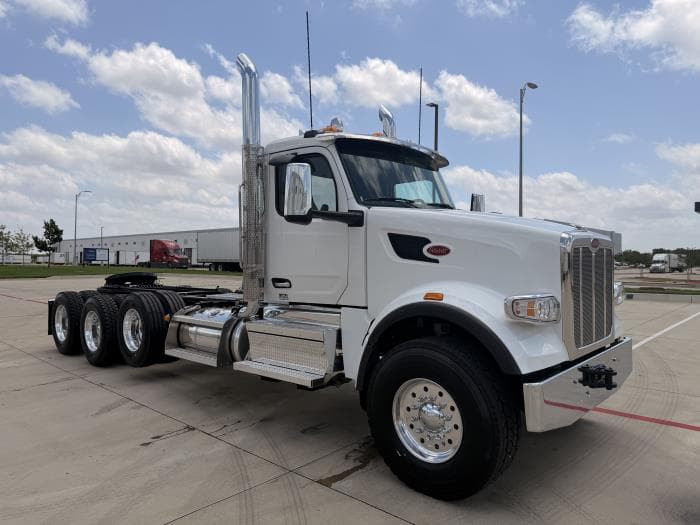 2027 Peterbilt 567 — photo 4