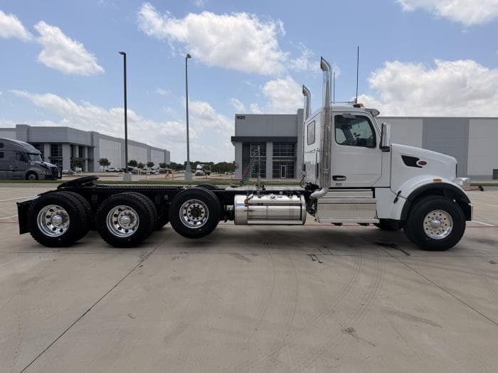 2027 Peterbilt 567 — photo 5
